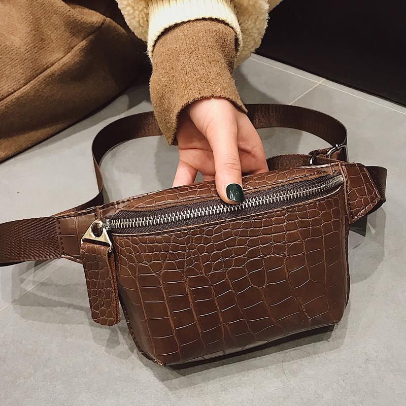 

Waist Bags Retro Style Female Designer Bag Fanny Packs Girl's Belt Female's Chest Handbag Over Shoulder Purse, Black