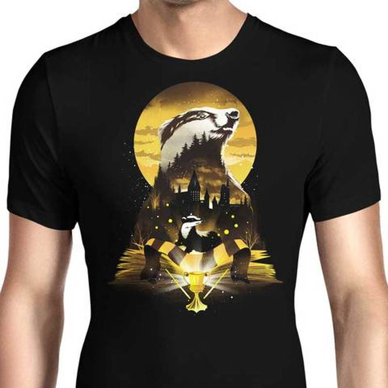 

Fashion cartoon bear pattern ins wind round neck men's and women's short-sleeved T-shirts are comfortable and loose, White;black