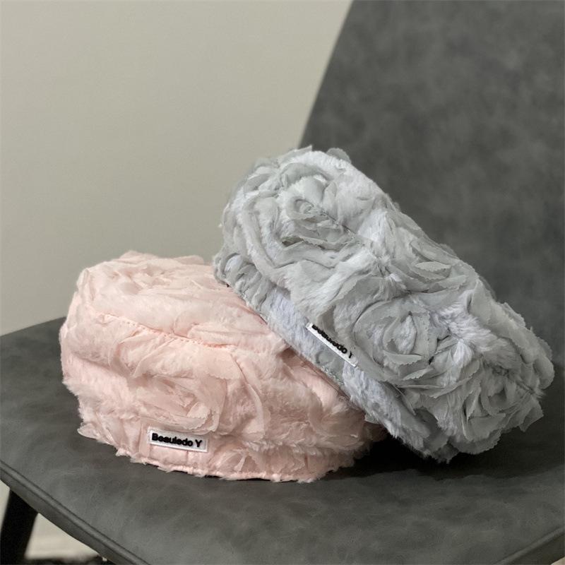 

Berets INS Beret Korean Autumn And Winter Sweet 3D Flower Hat Rose Plate Embroidered Fisherman Warm Female Panama Gorra, White