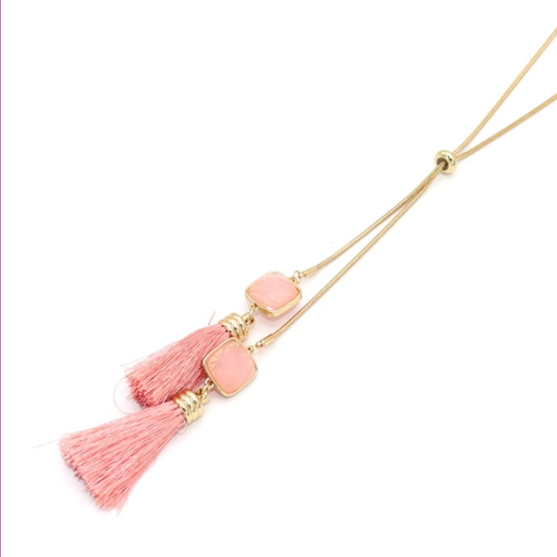 

Pendant Necklaces Classic Style Light Yellow Gold Color Alloy 2 Square Shape Rose Pink Quartz Link Chain Necklace With Tassels Jewelry