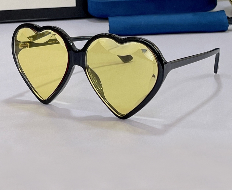 

Heart Shape Sunglasses 0360 Black Yellow Lens Designer Glasses for Women Fashion Shades with Box, White;black
