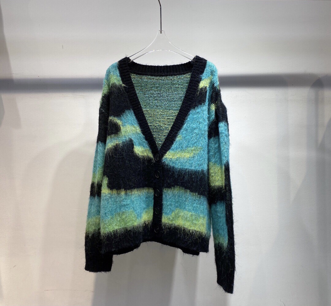 

Camouflage halo effect loose casual sweater for women, Customize