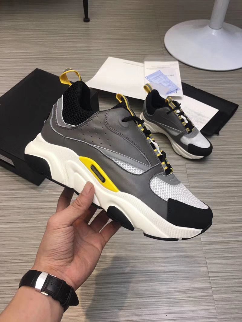 

2021selling high quality Calfskin 3 meters material men's and women's fashion casual shoes 35-45 mjk004