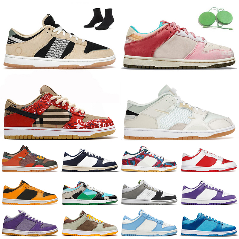 

2022 Top Quality Pro Skateboard Trainers Running Shoes Dunks Low Women Mens Designer Sports Sneakers Rooted In Peace Strawberry Milk Cactus Jack OG Scrap Sea Glass, C8 halloween 36-46