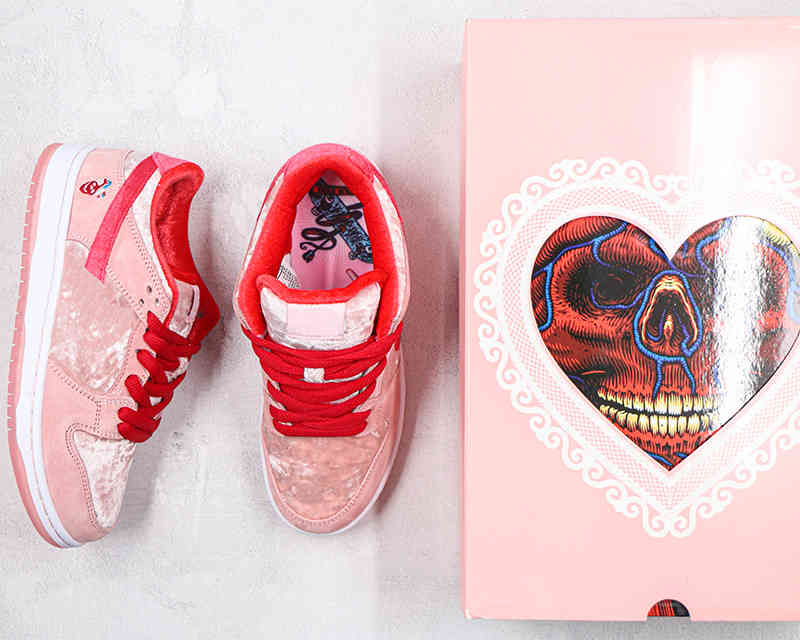 

Shoes chunky dunky dunk x StrangeLove men women Low Gym red mens trainers sports sneakers, Bubble wrap packaging