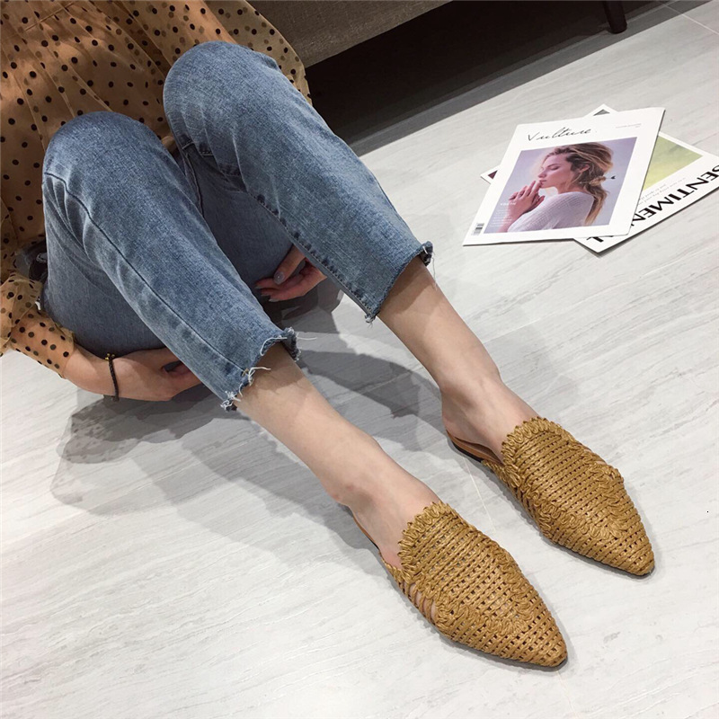 

luxury slippers 2021 red net pointed slippers rattan grass weaving flat bottomed baotou beach women's sho summer, Black