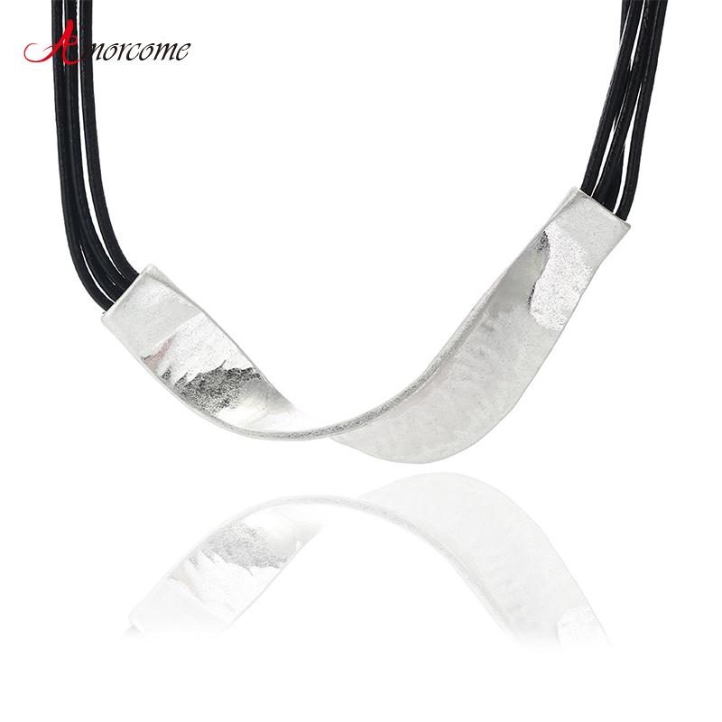 

Chokers Amorcome Women's Pendants Necklace For Women Men Vintage Twisted Metal Leather Rope Choker Necklaces Neck Collar Jewelry Femme