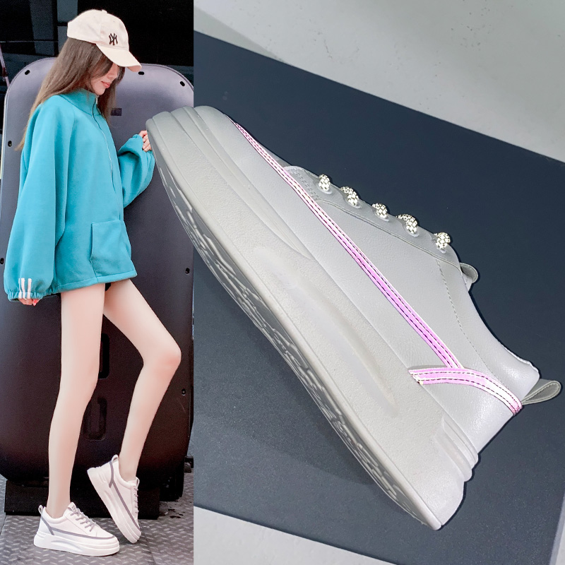 

2021 Designer Women Running Shoes Black Grey Reflective fashion womens Trainers Sports Sneakers High Quality Size 35-40 qy