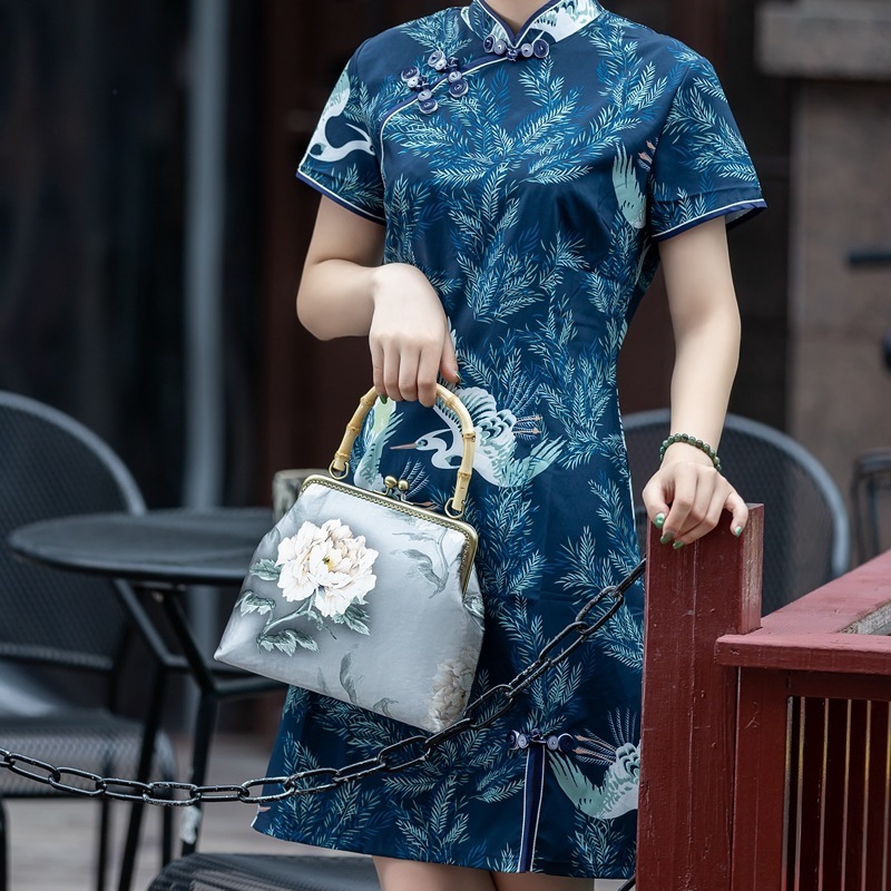 

m's day lady's handmade gold bag cheongsam handbag slanting across dinner bag style the republic of china