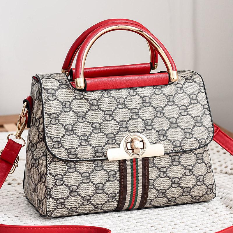 

Han edition of women's handbags female temperament of the new 2021 joker portable cross-border one shoulder his small package, Blue;pink