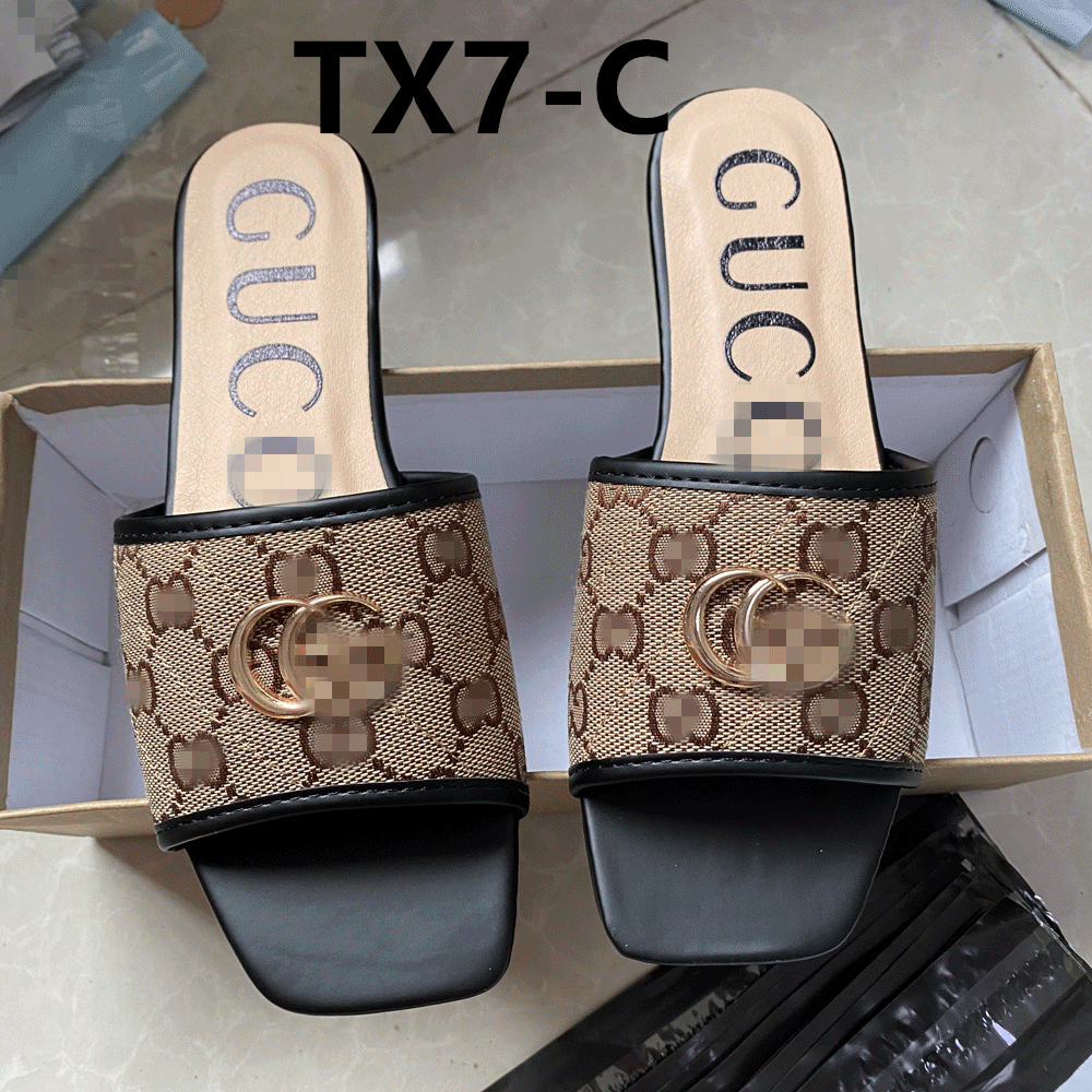 

Women Square Slippers Designer Charm Open-toe Set Foot 2021 Vacation Beach Flat Sandals Casual Flip Flops Woman Shoes GGG