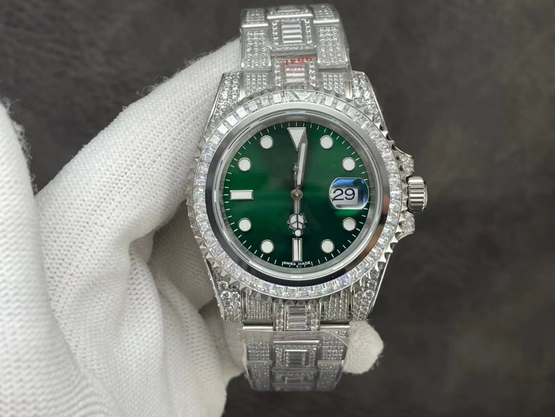 

The 2022 All Stars watch size 40mm with 3135 blue gosseline movement swarovski Diamond dial sapphire glass mirror 904L Oyster steel, Slivery;golden