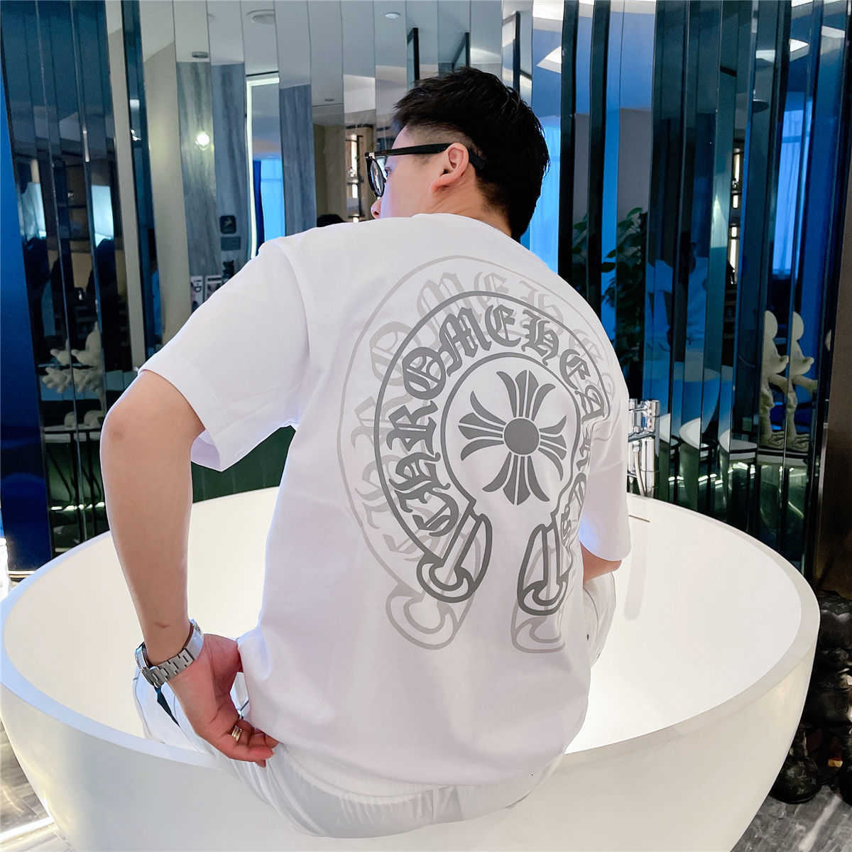 

Short sleeve t-shirt 2021 summer new loose Hong Kong style cotton trend printing trendy round neck casual men's wear, White;black