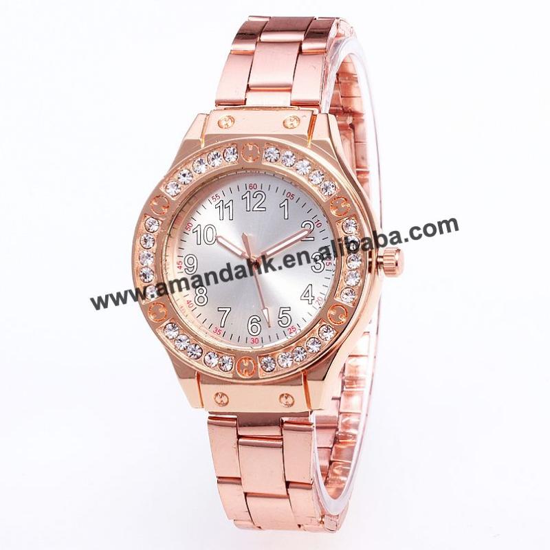 

Wristwatches Fashion Alloy Man Sport Watches Round Analog Quartz Dress Men No Logo Casual Rhinestone Women Wrist Watch, Silver