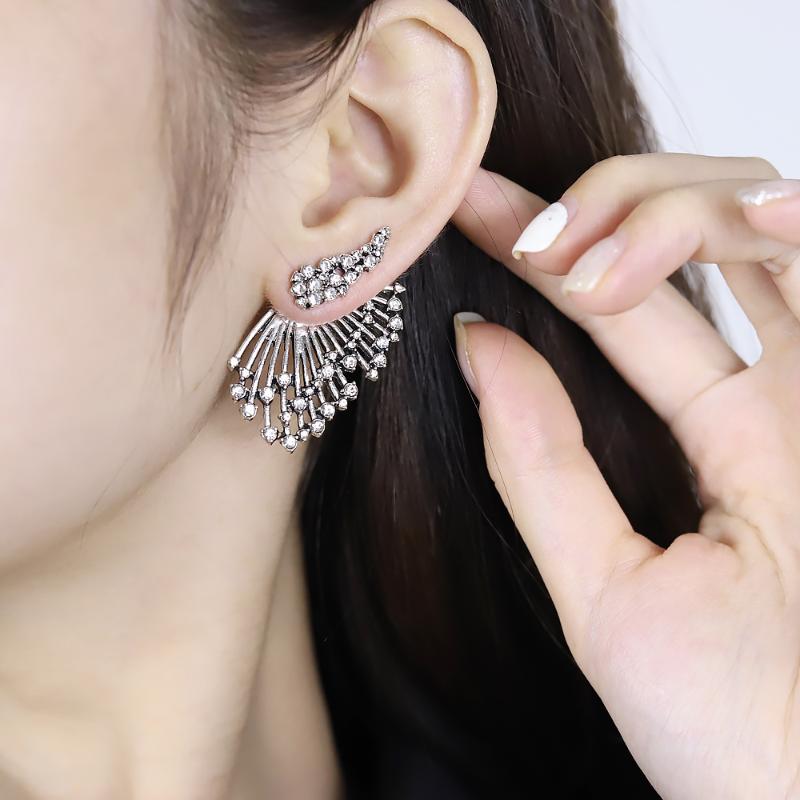 

Stud 1pcs Fashion Alloy Zircon Asymmetric Butterfly Earrings Multi-layer Single Set Female Exaggerated Jewelry, Golden;silver