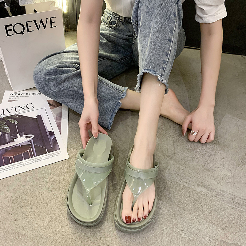 

2021 flip flops women's thick bottom anti slip muffin bottom outside wear cool slippers breathable clip foot women's cool slippers, Black
