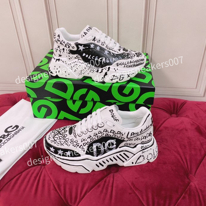 

ladies graffiti boots white shoes 2022 Men leather casual shoe flowers Platforms Print pattern fashion personality wild couple sneakers women, 05