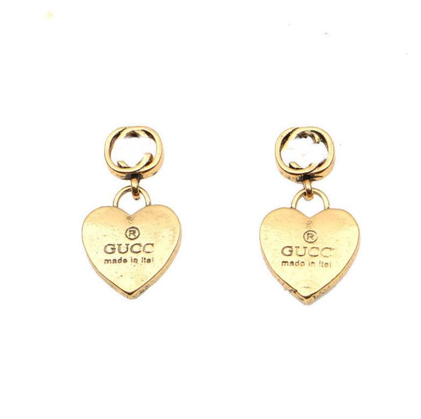 

Women Classic Designer Brand Letter Print High Quality Alloy Heart Earrings Gold Color Word Ear Studs EarRing for Womens Fashion Jewelry Accessories