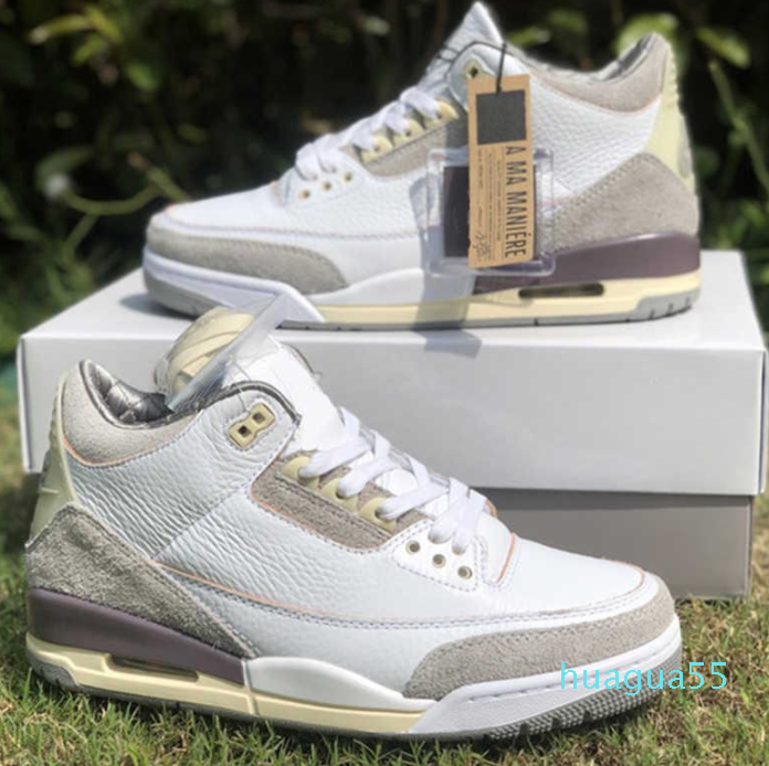 

Man Athletic Shoes White Medium Grey White Retro Sport Sneakers