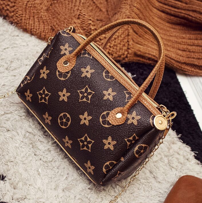 

Designers women handbag letter print luxury handbags Women's Mini Tote BagsSmall Wallet Crossing Bag kids purse coin wallets, White