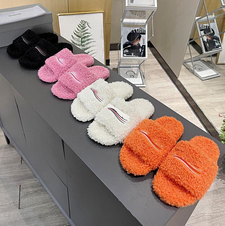 

New ladies fur slippers Lamb wool slippers with wave embroidered logo High quality casual women flat slippers wool winter Designer brand sandal--ba234