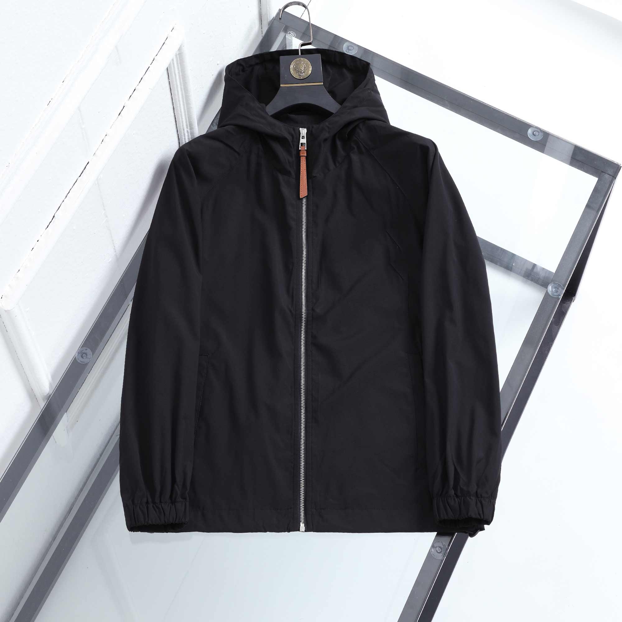 

Designer Mens Jackets Clothing France Brand Bomber Windshield jacket Europe and American style Outerwear coat Fashion hombre Casual Street coats L01, Not for sale products/no ship