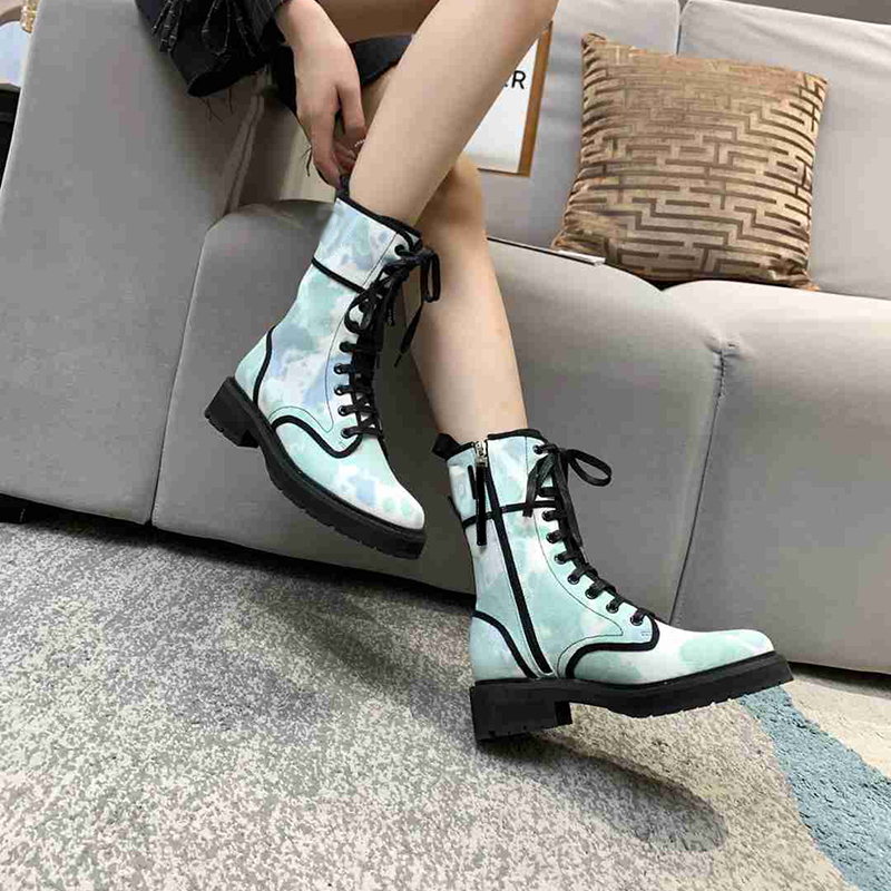 

Hot Sale-Woman lace-up martin short boots fashion cowhide leather thick bottom designer mid-calf bottes, Black
