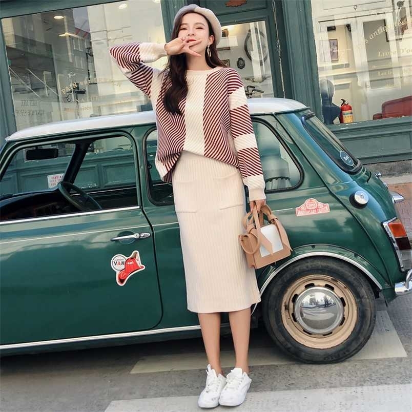 

Autumn Winter Knitted 2 Piece Set Women Thick Striped Loose Sweater + Pencil Pocket Skirts Suit Female Midi Two-Pieces Suit 211109, Beige sweater only