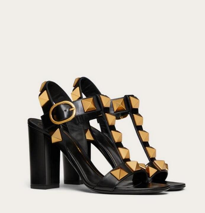 

Designer Roman Stud Sandals Shoes Summer Sexy Maxi Rock Studs Calfskin Leather Lady rough with sandal buckle simple Party Bridal EU35-43