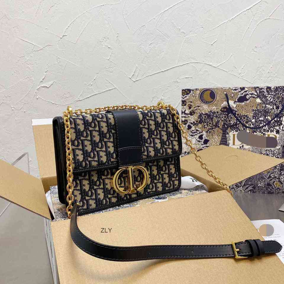 

Bag female 2021 Single Shoulder Messenger Canvas embroidery Montaigne bag postman pure cow leather chain net red Hand zly ZLY Storage Bag