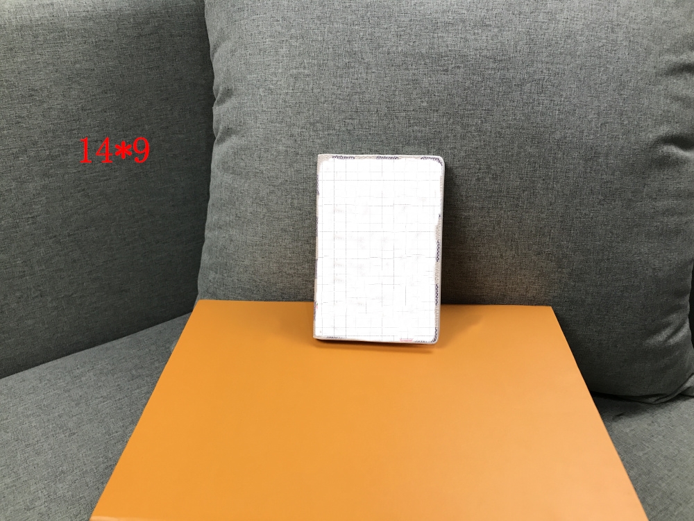 

With Box Mens genuine leather Passport Wallet Men's Card bag Holder bags Women Purse Covers For Passports, Invoices are not sold separately