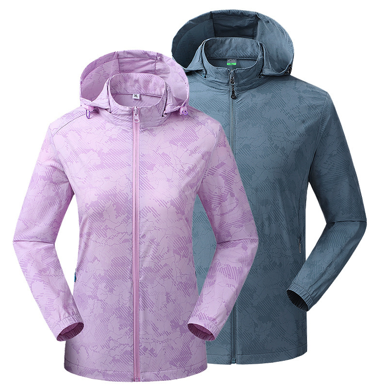 

2021 spring and summer camouflage sunscreen clothes men's anti ultraviolet hooded women's skin windbreaker, Male black