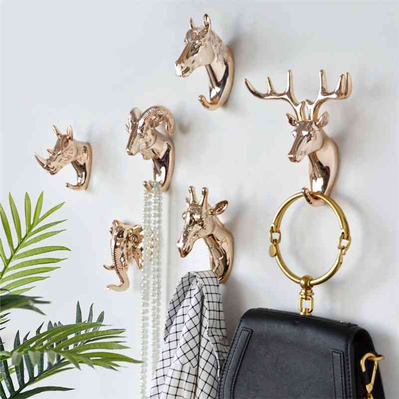 

Europe Animal Shaped Hooks Deer Stags Rhino Horse Giraffe Elephant Head Wall Hanger Coat for Hat Hook Rack Holder Home Decor 210414