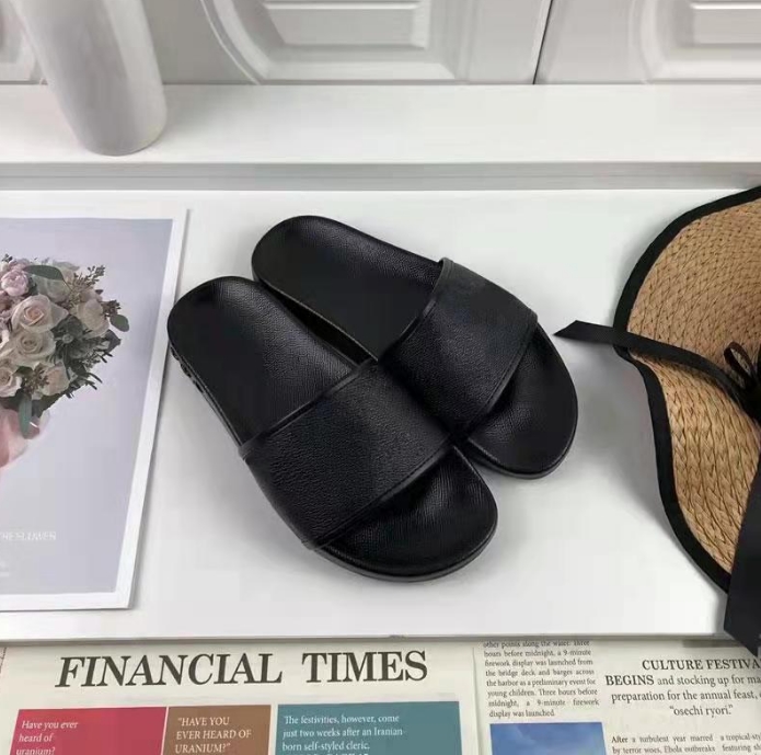 

2022 Classics sandals Designer Slippers slides Floral brocade Gear bottoms Flip Flops men women striped Beach causal slipper home011 01 35-46