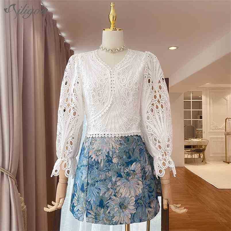 

Runway Designer Suit Summer Women'S Hollow Flared Sleeve Shirt Top + High Waist Printed Mini Skirt Two-Piece Set 210525