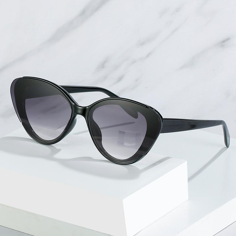 

Sunglasses Retro Cat's Eye Women Fashion INS Personality Ladies Street S Drive UV400