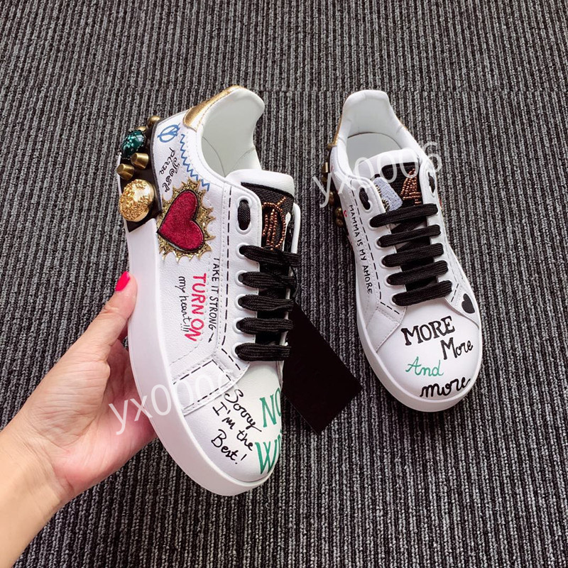 

men's shoes Business dress luxurious men kaws lulu Loafers high grade hand customized breathable British trend color polished bridegroom hc190705, Choose the color