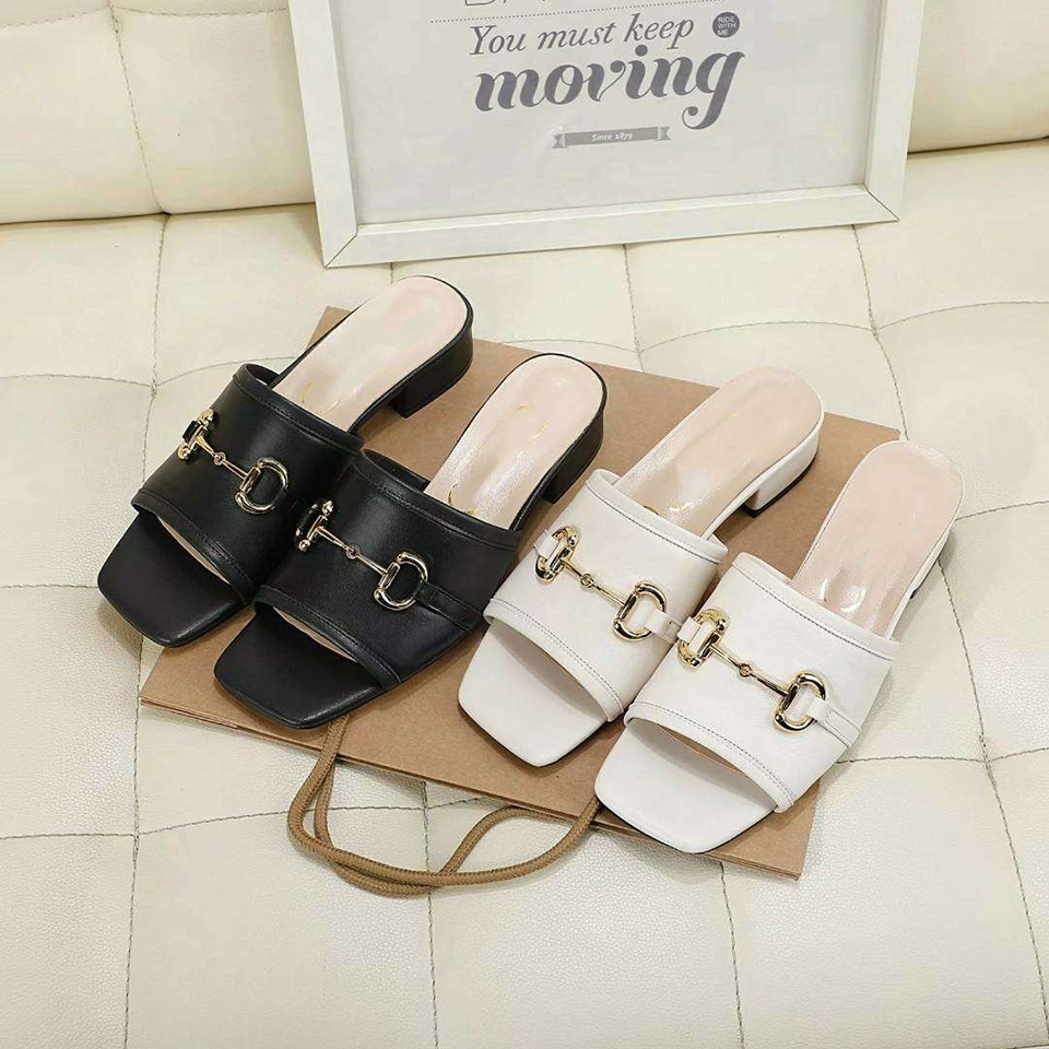 

Slipper and sandal women flat leather beach shoes with one button summer 2021 soft soles, Black