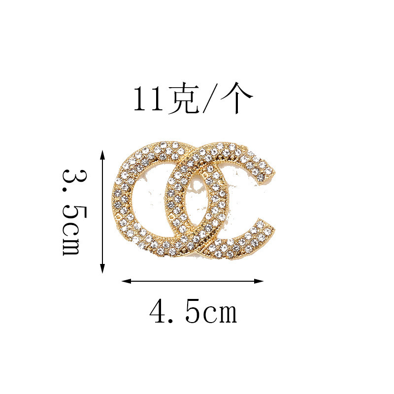 

Light luxury European and American brooch clothing accessories, Golden;silver