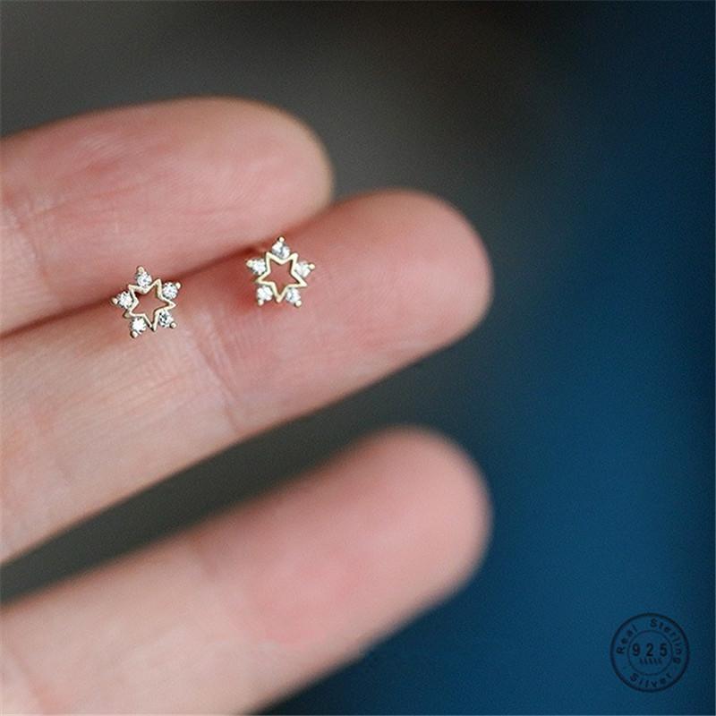 

Stud 925 Sterling Silver Simple Star Earrings For Women Hollow 14k Gold PavÃ© Crystal Exquisite Small Wedding Party Jewelry Gift, Golden;silver