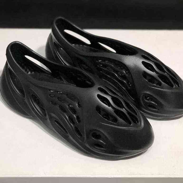 

Fashion brand slippers for men super great quality indoor outdoor basketball football soccer sneakers sports sandal leisure women gift birth, Black