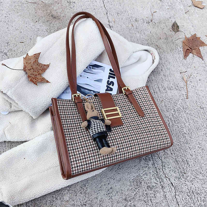 

Bag women's large capacity and winter new versatile one shoulder armpit style Tote Purses Luxury, Small black