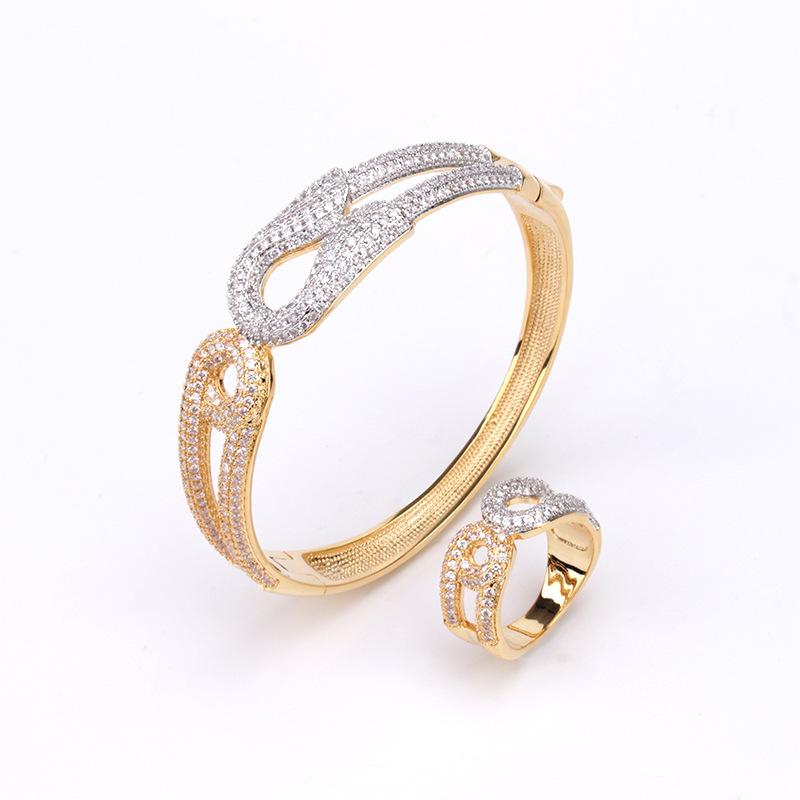 

Bangle Korean Fashion Creative Pin Bracelet Personality Style Fully Inlaid Zircon Three-color Gold-plated Ring Set