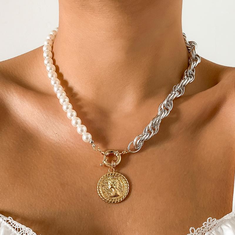 

Chains IngeSight.Z Twisted Metal Rope Chain Imitation Pearl Choker Necklaces Retro Portrait Carved Coin Pendant Women Jewelry