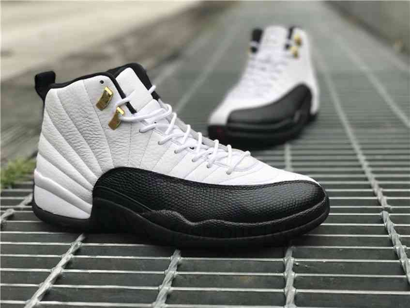 

Quality Union 12 Basketball Shoes taxi black and white gold button original factory XII Real Carbon Fiber Fashion Trainers