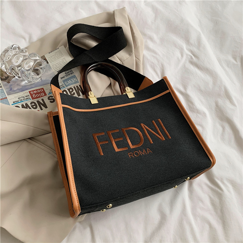 

Designer version simple women's autumn winter new fashion versatile single shoulder bag large capacity portable Canvas Tote Handbags Outlet, Khaki