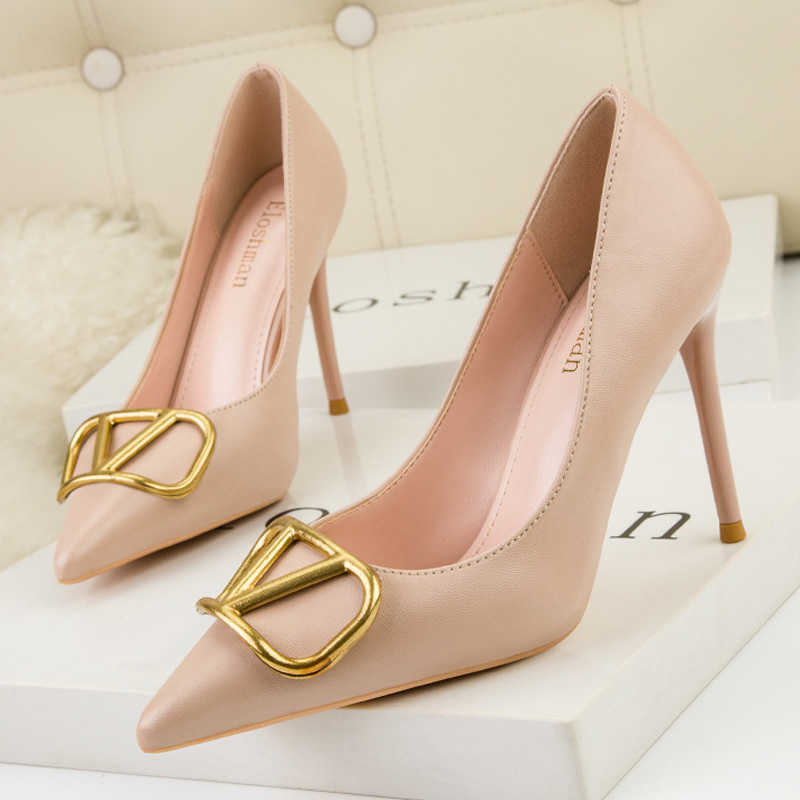 

Luxury Women Heels Fashion High Heel Shoes Ladies Office Party Wedding Shoes Classic Pumps Female Stiletto White Black Plus Size Y0611, 3-nude 6cm