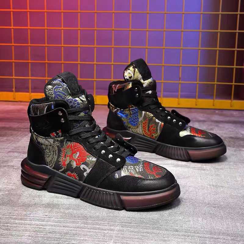 

Men's outdoor shoes avant-garde high quality, fashionable size: 38-44