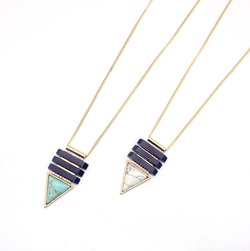 

Pendant Necklaces 2021 April Arrival Big Triangle White Green Color Necklace Women's Fashion Jewelry Wholesale