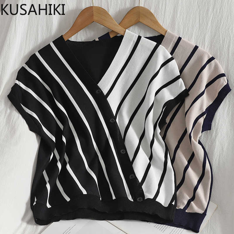 

KUSAHIKI Korean Hit Color Striped Pullover Knitwear Causal Buttons V-neck Knitted Tops Summer Women Sweater 6J402 210602, Blue
